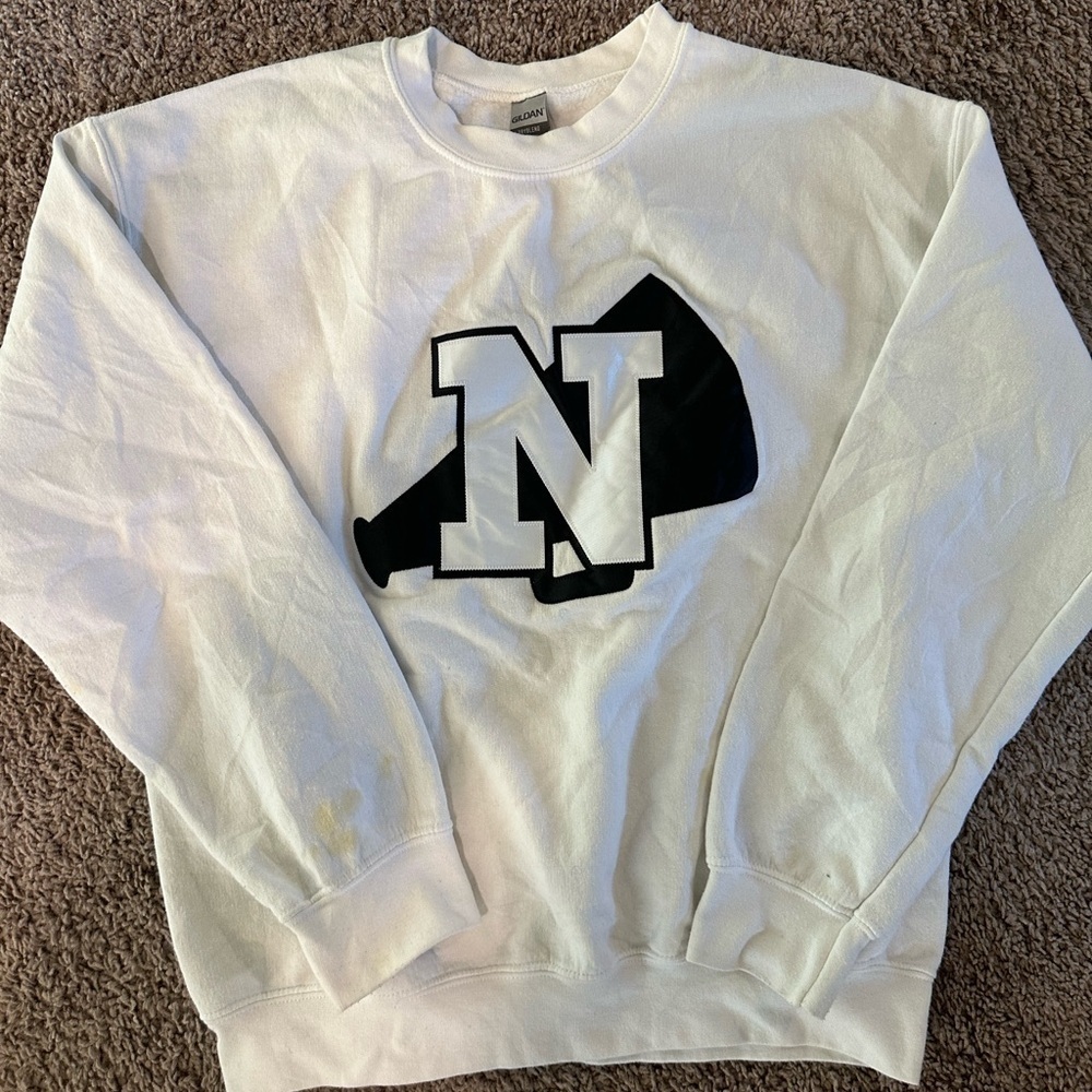 White and black letter N crewneck sweatshirt